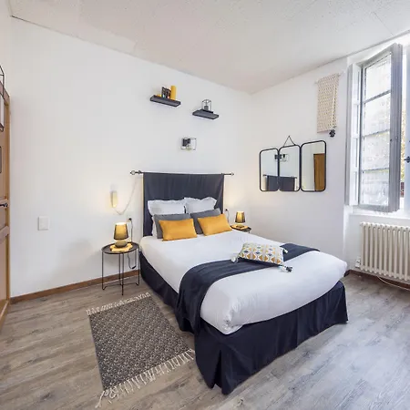 Hotell L'instant Sevigne 3*