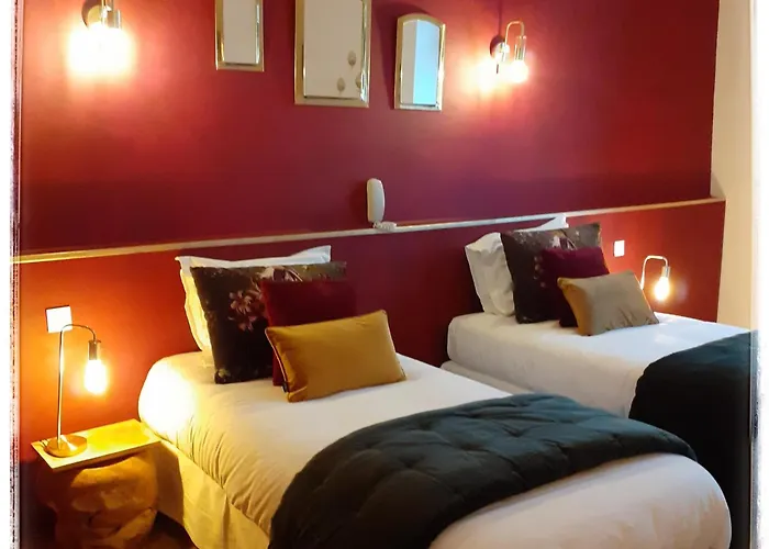 L'instant Sevigne Hotel 3*