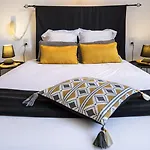 L'instant Sevigne Hotel Grignan