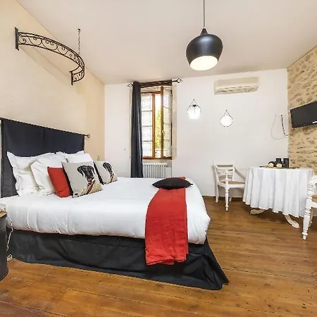 L'instant Sevigne Hotel