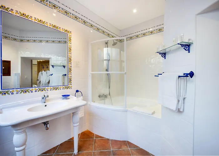 L'instant Sevigne Hotel 3*